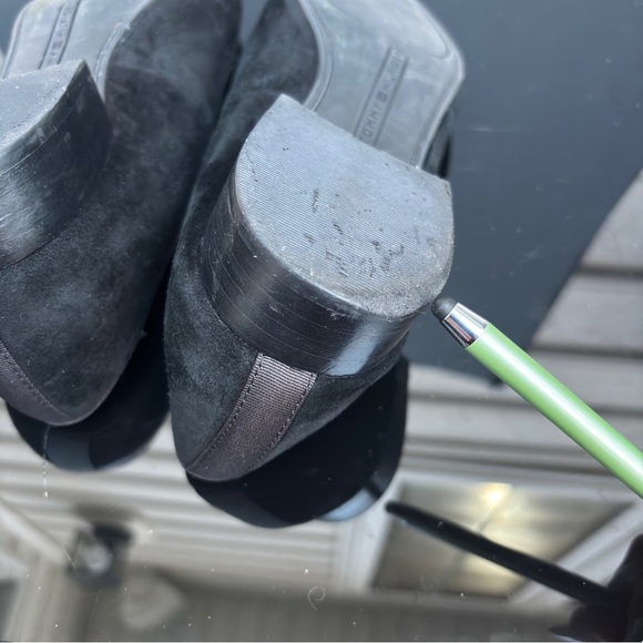 Tommy Hilfiger Loafer Flats Women Size 7 M Gold Crest Pointed Toe Low Heel - Picture 11 of 14